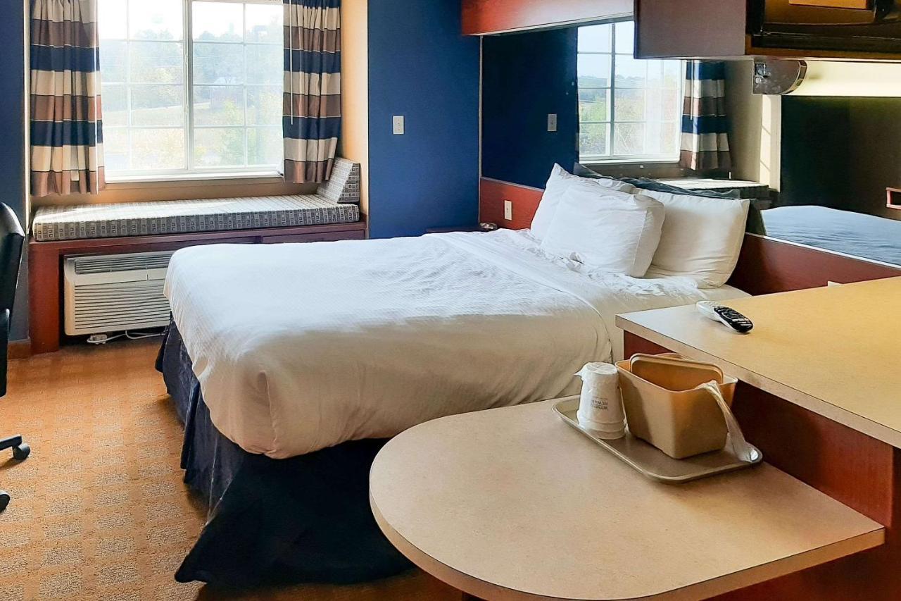 Starkville Inn & Suites Zewnętrze zdjęcie