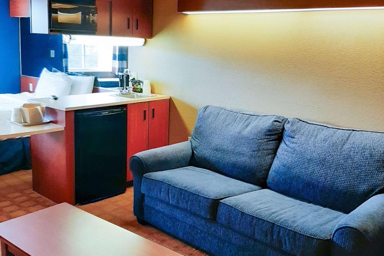 Starkville Inn & Suites Zewnętrze zdjęcie